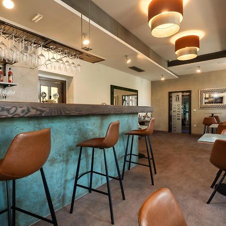 Riverside Hotel Пльзень Экстерьер фото