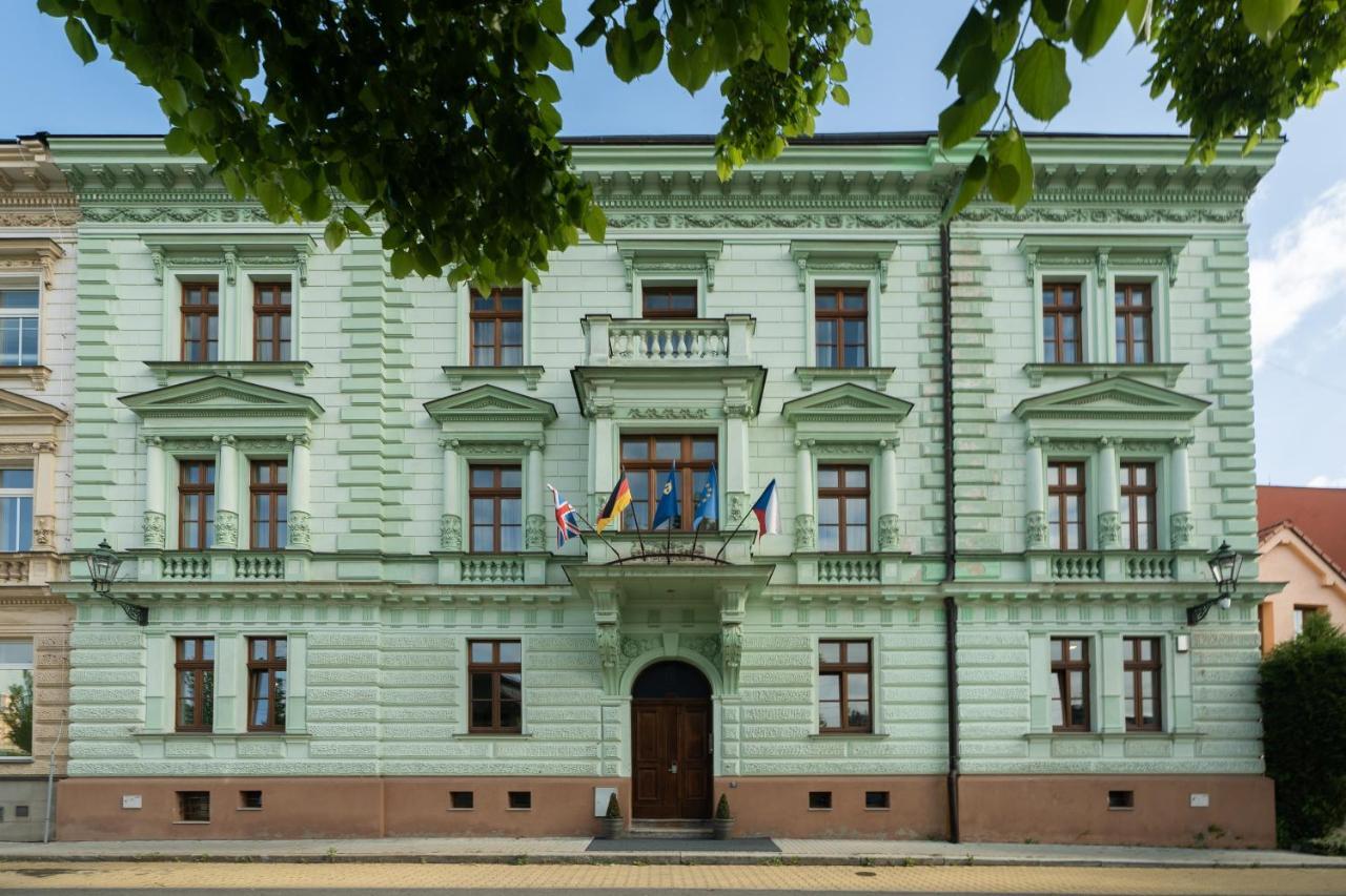 Riverside Hotel Пльзень Экстерьер фото