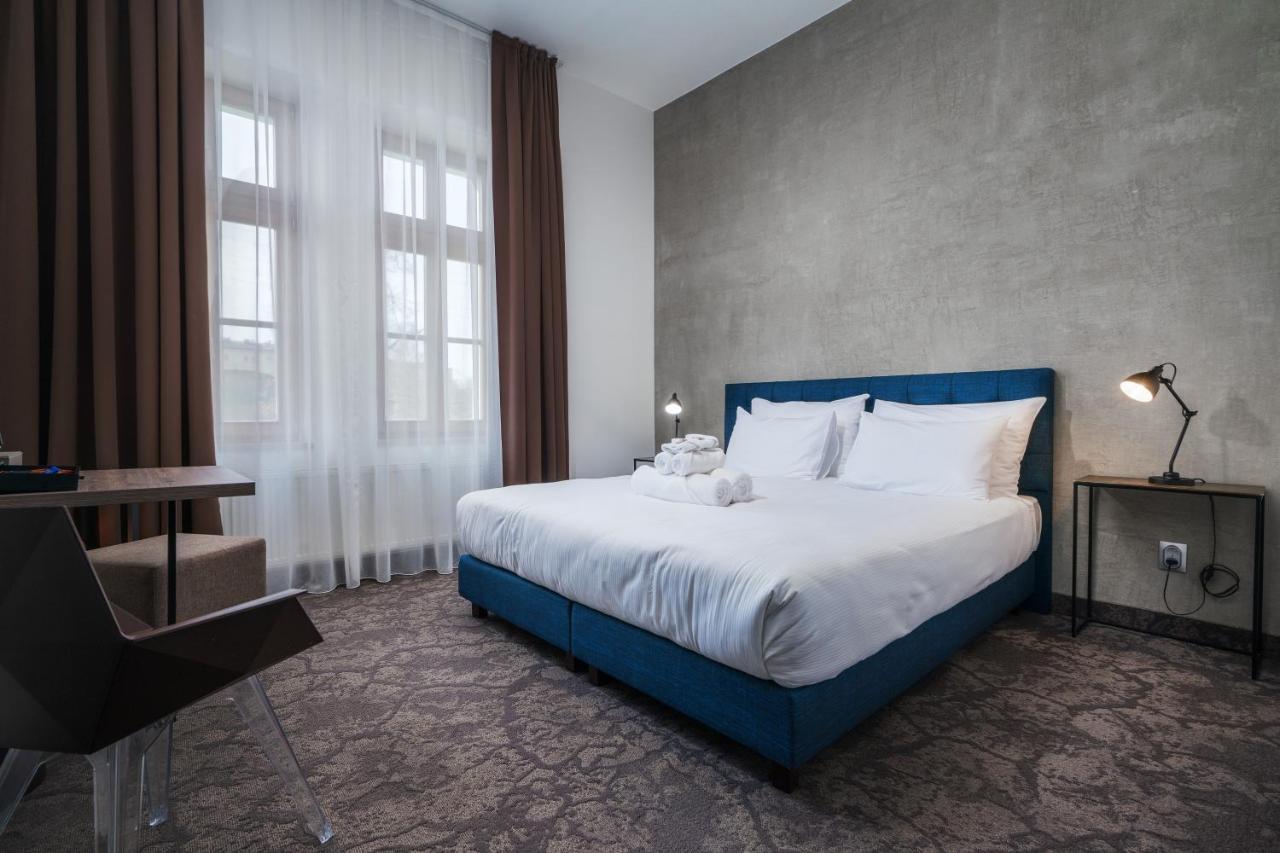 Riverside Hotel Пльзень Экстерьер фото
