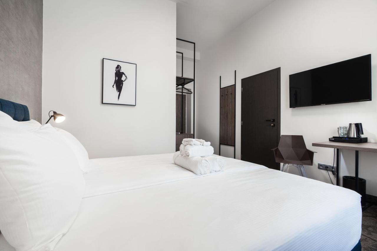 Riverside Hotel Пльзень Экстерьер фото