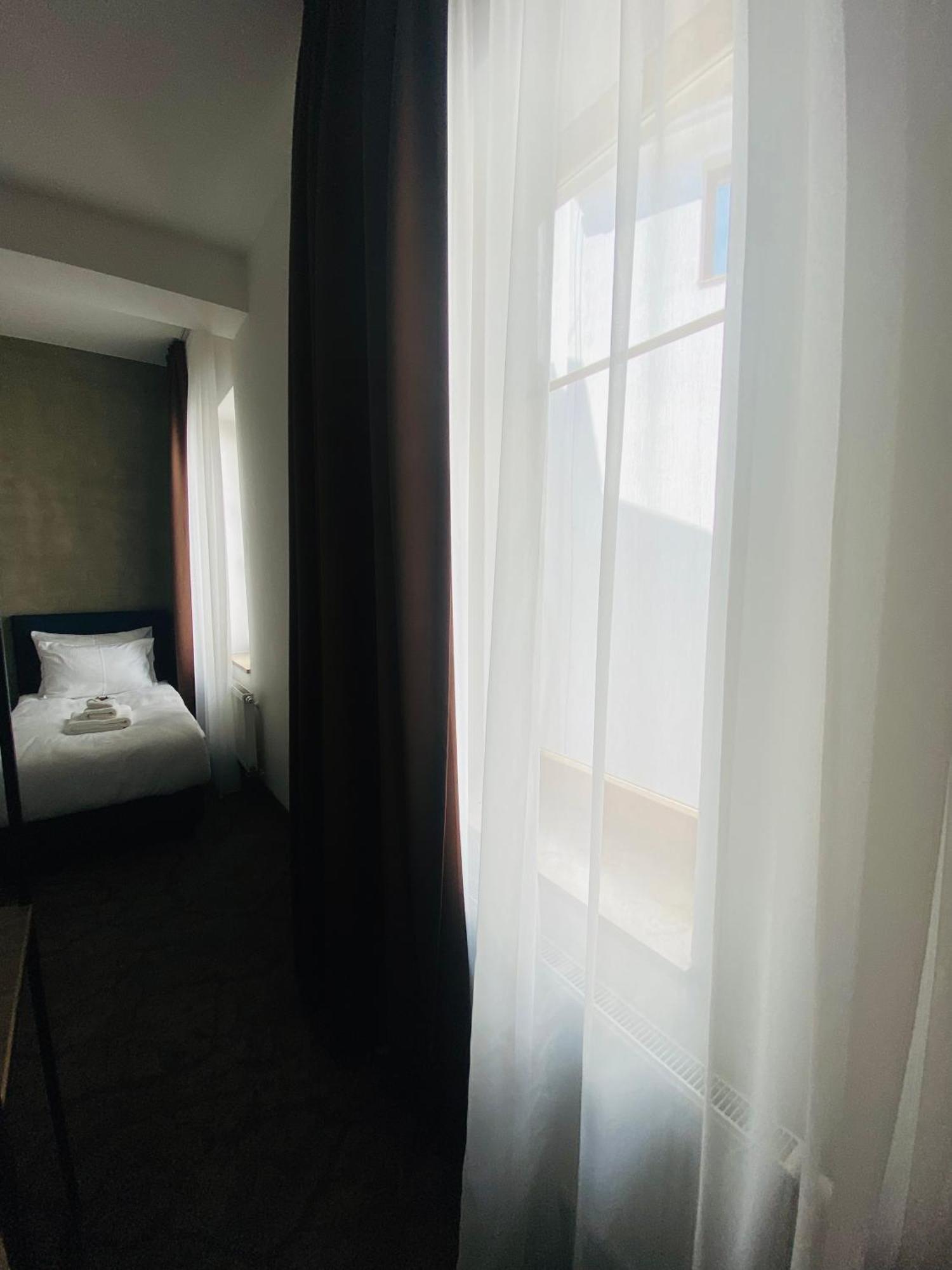 Riverside Hotel Пльзень Экстерьер фото